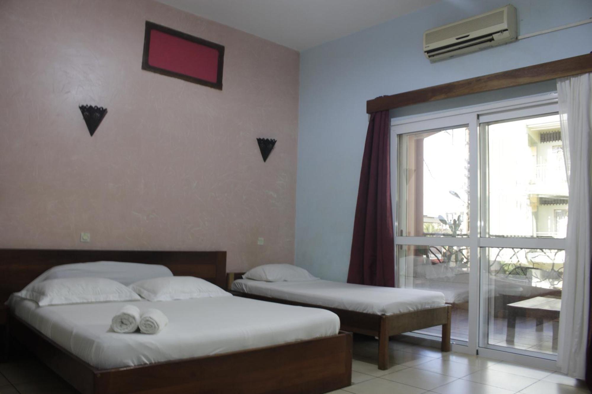 Central Hotel Antsiranana Extérieur photo